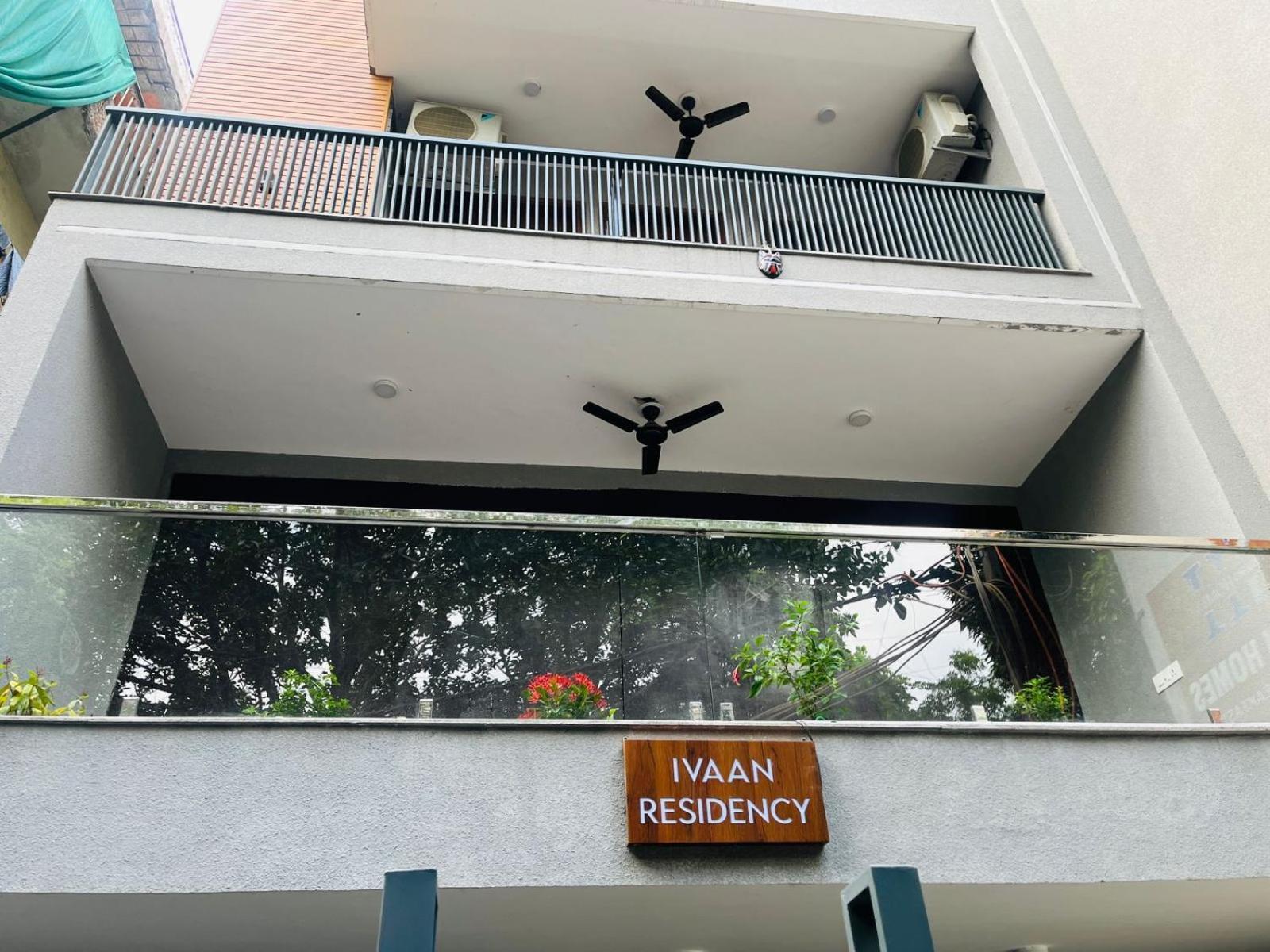 Ivaan Homes Opposite To Iskcon Temple East Of Kailash 3*